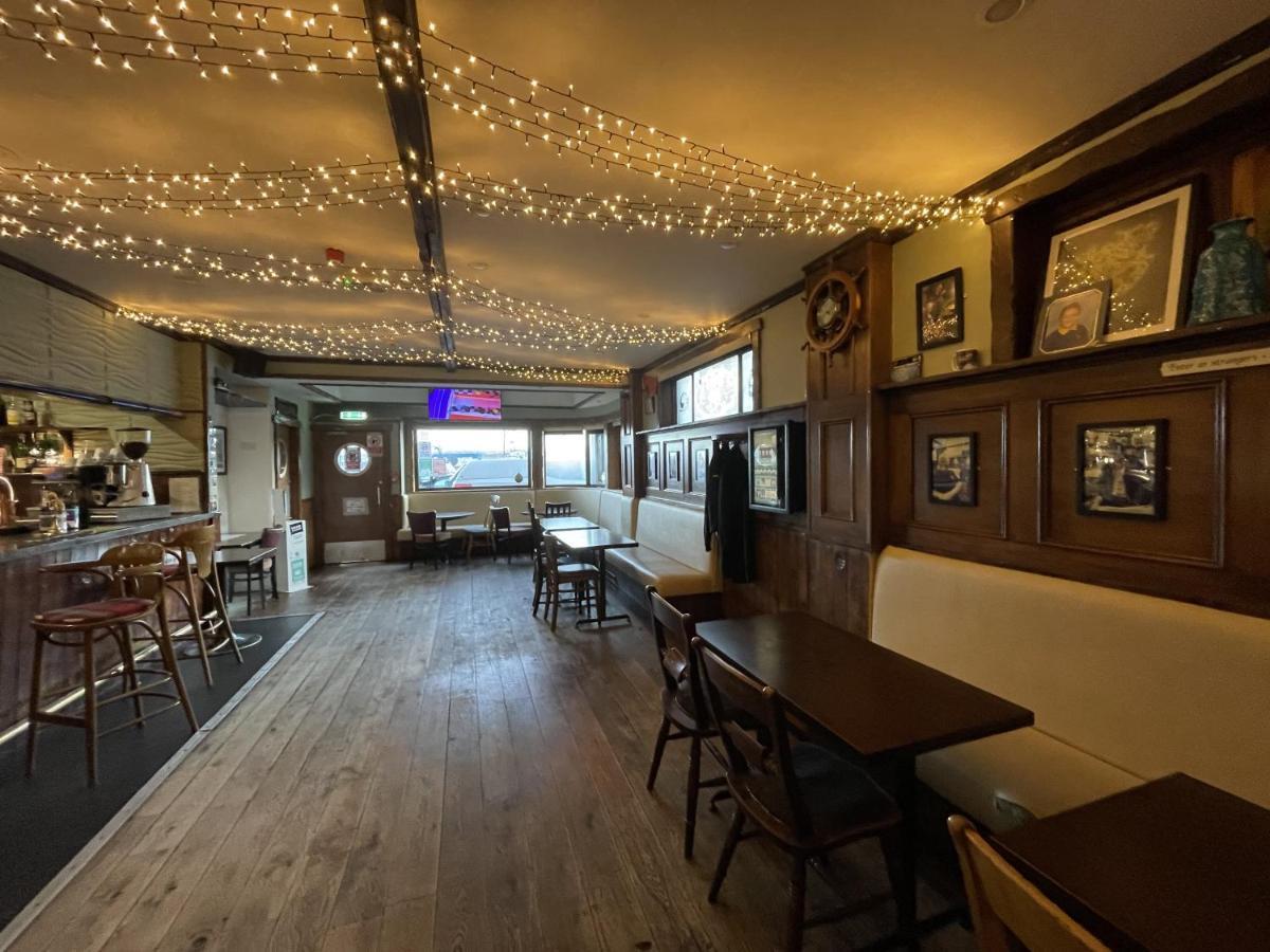 ת'ורסו The Ferry Inn מראה חיצוני תמונה